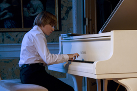 Daniel Vincent Streicher, Klavier 