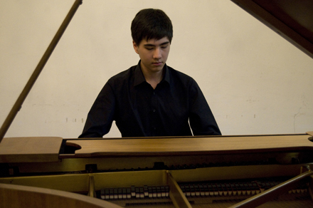 Sebastian Tievenow - Klavier